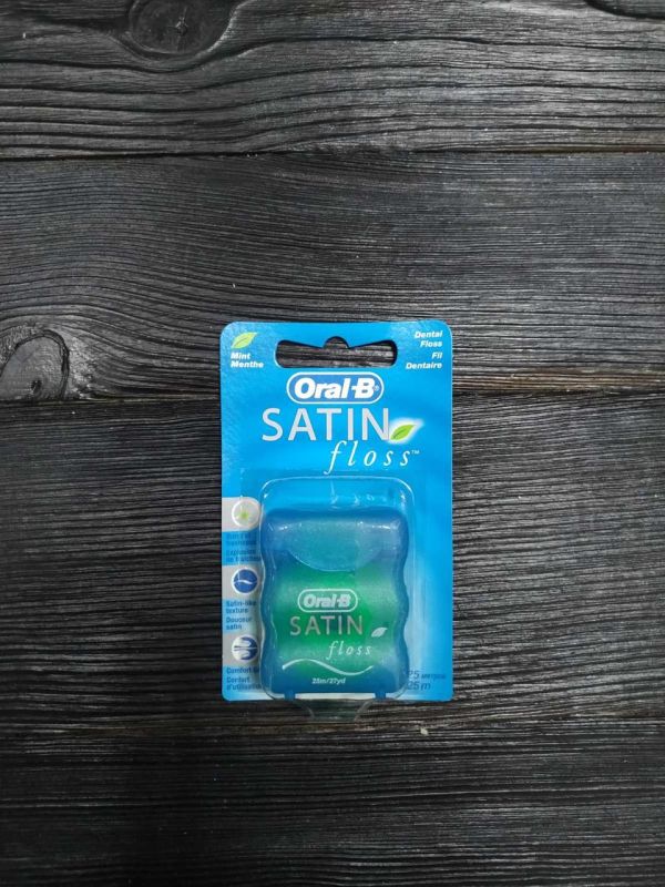 ORAL- B SATIN зубная нитка  25 M